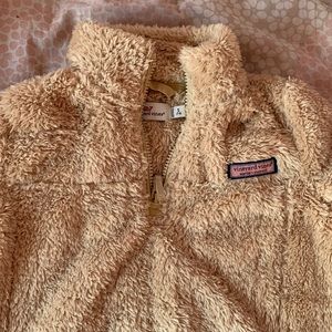 Vineyard vines girls Sherpa pullover. Worn once. Super soft!